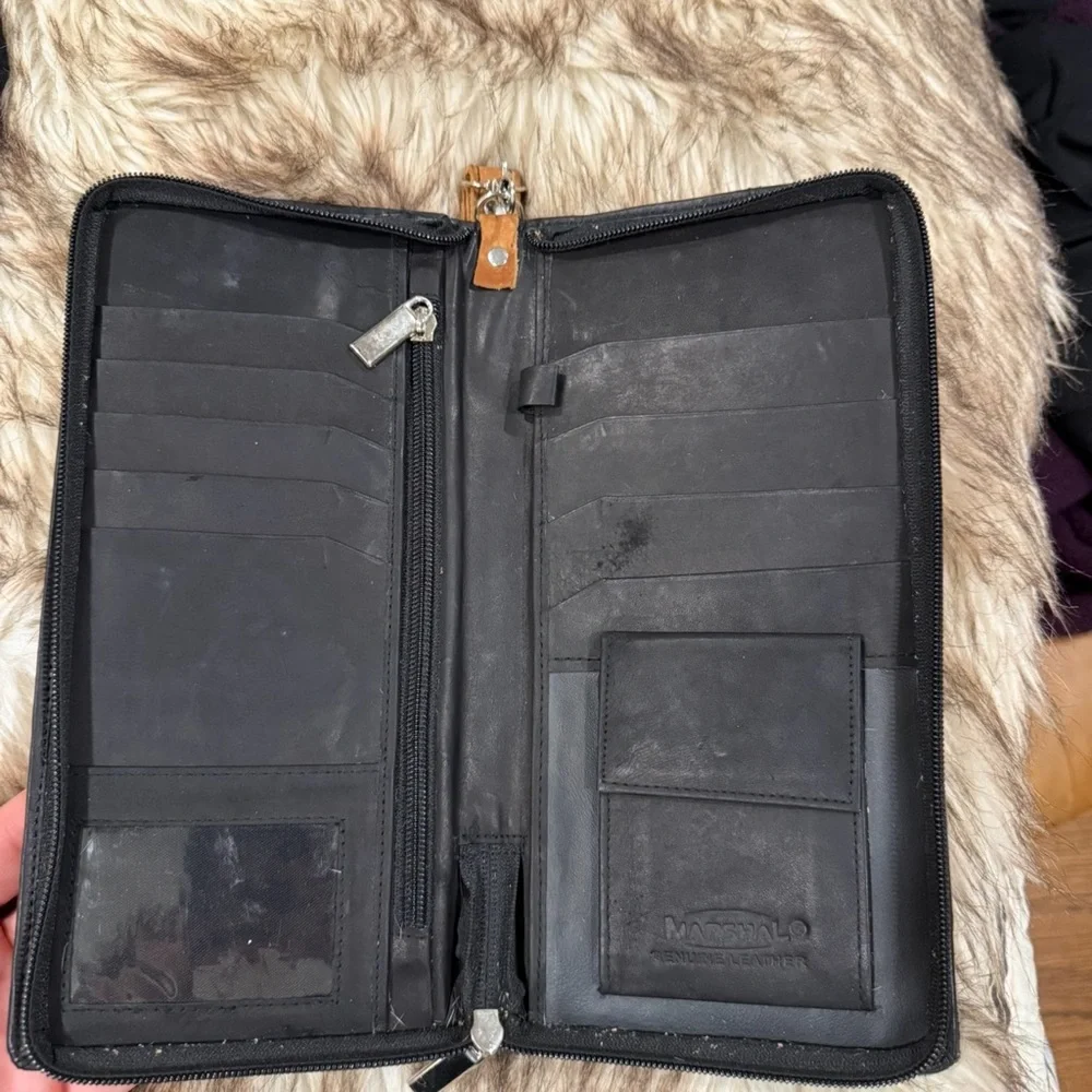 Chic Black and Brown Patterned Wallet - Picture 3 of 3